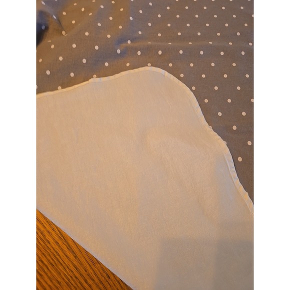 Munchkin Waterproof Changing Pad Liners, Bibs, Burb Cloths, Changing Blanket Lot - Picture 5 of 6